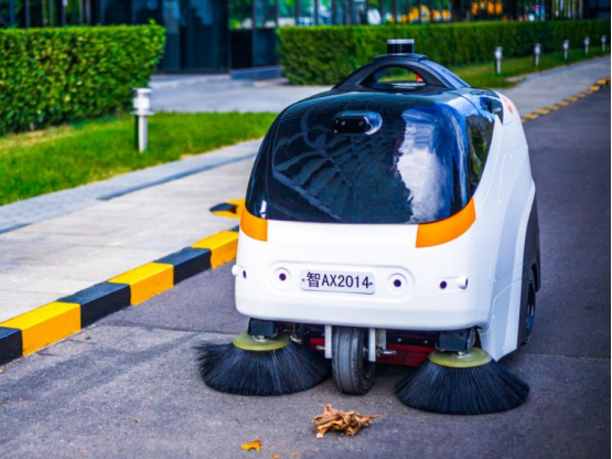 道路清掃垃圾車的無風扇工控機